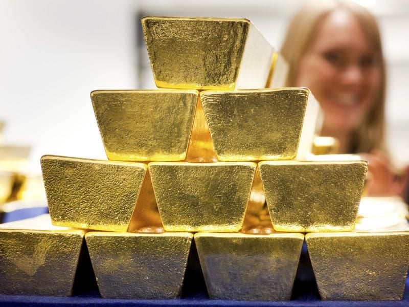 Goldbarren lagern in einem Tresor der Deutschen Börse AG in Frankfurt am Main. Foto: Frank Rumpenhorst/Illustration
