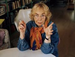 Die schwedische Schriftstellerin Marianne Fredriksson in ihrem Haus in Akersberga, nördlich von Stockholm. (Foto: dpa)