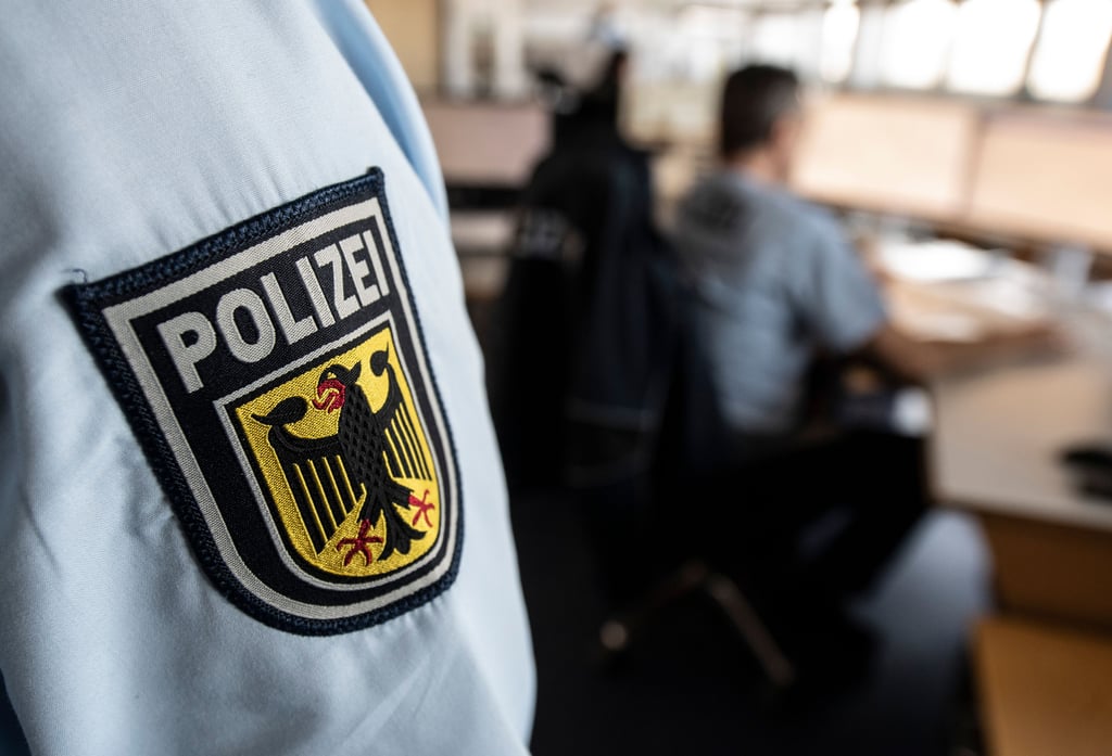 In Magdeburg hat ein Iraker einen Bundespolizisten angegriffen. (Symboldbild)