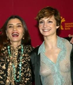 Ángela Molina (l) und Najwa Nimri