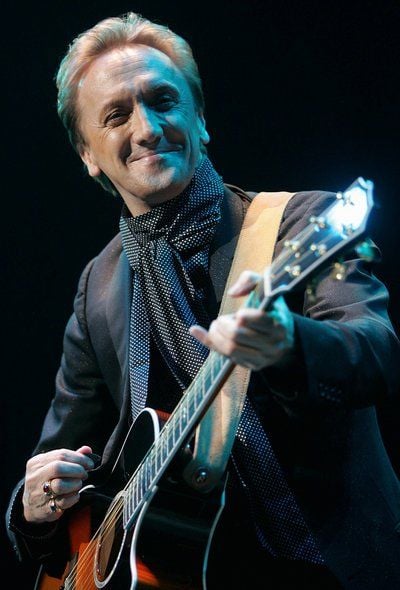 Der Musiker Marius Müller-Westernhagen, aufgenommen während eines Konzerts in der Dortmunder Westfalenhalle am 26.09.05. (FOTO: DDP)