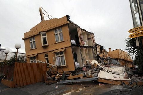 Das Hotel Stonehurst in Christchurch fiel auch dem Erdbeben zum Opfer. (FOTO: DPA)