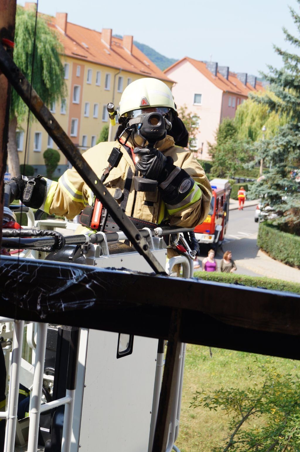 Feuerwehreinsatz im Wohngebiet Auf den Höhen in Thale.