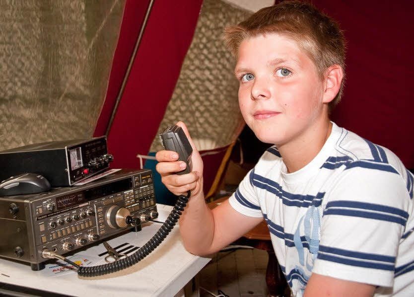 Der elfjährige Eric ist jüngstes Mitglied der Merseburger Funker.