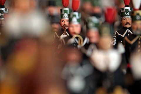 Die traditionelle Januarschau im Kulturzentrum Erzhammer widmet sich in diesem Jahr der Vielfalt der Schnitzkunst. (FOTO: DPA)