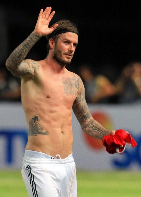 Der englische Profi-Kicker David Beckham wirbt für die von ihm entworfene Bodywear-Linie, die er international über die Modekette Hennes & Mauritz (H&M) vertreibt. (ARCHIVFOTO: DPA)