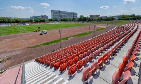 Das Stadion am Bildungszentrum in Halle Neustadt. (FOTO: DAPD)