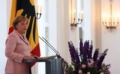 Bundeskanzlerin Angela Merkel (CDU) spricht am Dienstag (12. Juni) im Schloss Bellevue in Berlin im Rahmen einer Feierstunde zum Abschluss der Auszahlungen an die ehemaligen NS-Zwangsarbeiter. (Foto: ddp)