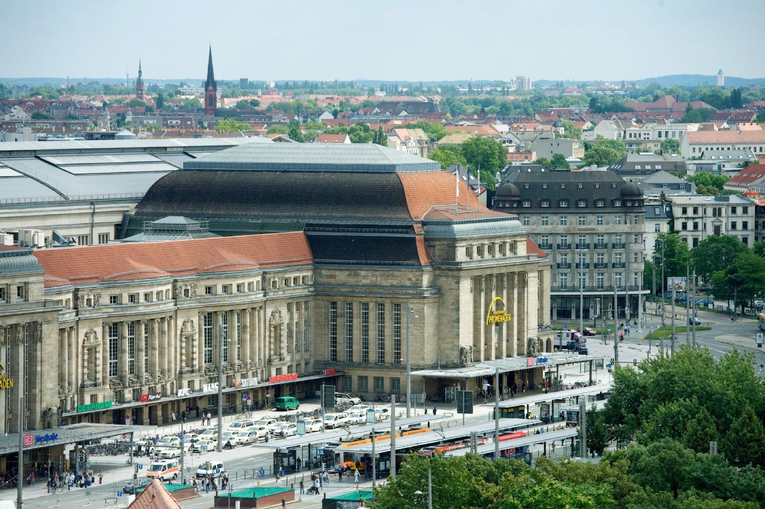 Blick zum Hauptbahnhof von Leipzig