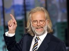 Entertainer Harald Schmidt bei seiner ersten Sendung nach der Rückkehr in die ARD am 23. Dezember 2004. (Foto: dpa)