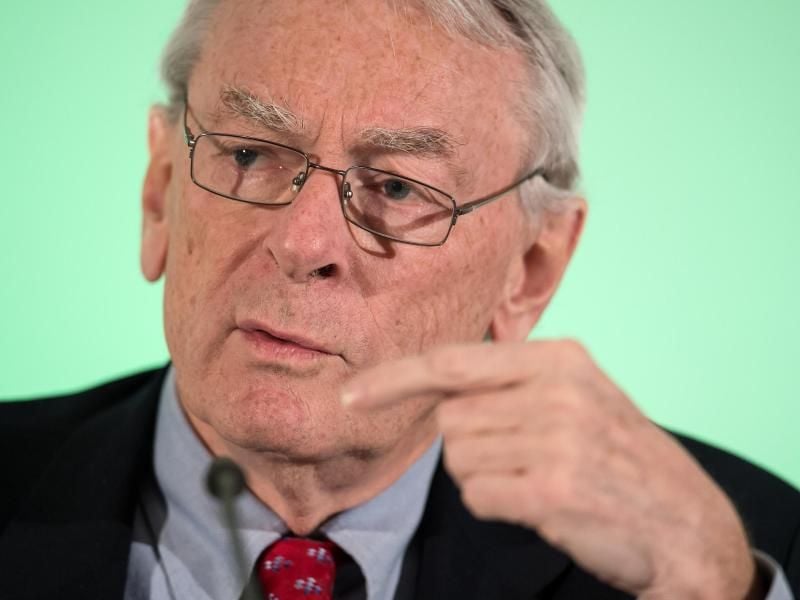 Hält eine Bestätigung der Strafe durch den Internationalen Sportgerichtshof Cas für Russland unumgänglich: Richard Pound. Foto: Sven Hoppe/dpa