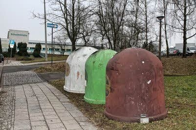 Der neue Containerstandplatz ist eingerichtet.