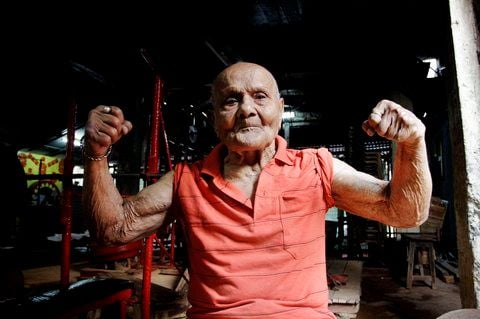 60 Jahre ist es her, dass Manohar Aich denTitel «Mister Universum» geholt hat. Am Sonntag hat der Mann ausIndien seinen 100. Geburtstag gefeiert. (FOTO: DAPD)