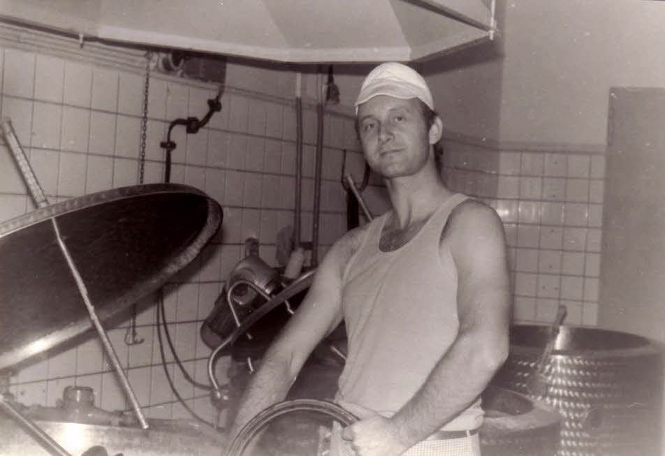 16 Jahre lang stand Herbert Viehmann in der Eisküche der Großbäckerei Halle-Neustadt.