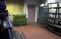 In diesem Materialraum in der Werner-Von-Siemens-Schule in Hildesheim wurden nach Aussagen der Staatsanwaltschaft die Quälereien an einem 18 Jahre alten Schüler ausgeübt. (Foto: dpa)