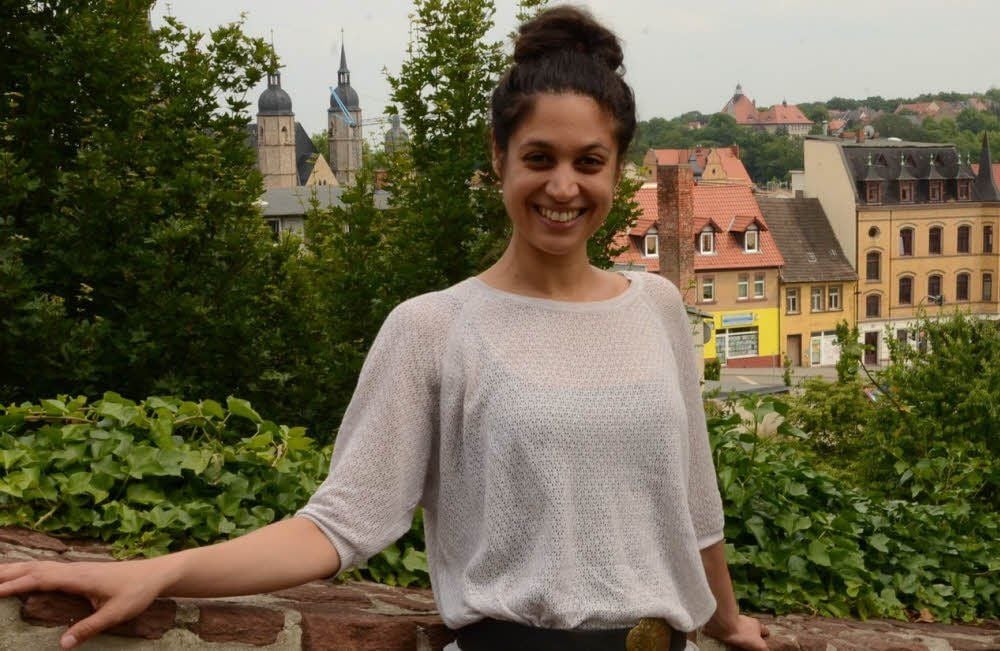 Yvonne Döring an einem ihrer Lieblingsplätze über den Dächern der Lutherstadt.