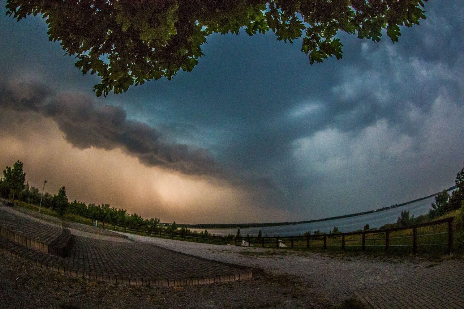Das Unwetter in Gräfenhainichen am Stadtbalkon