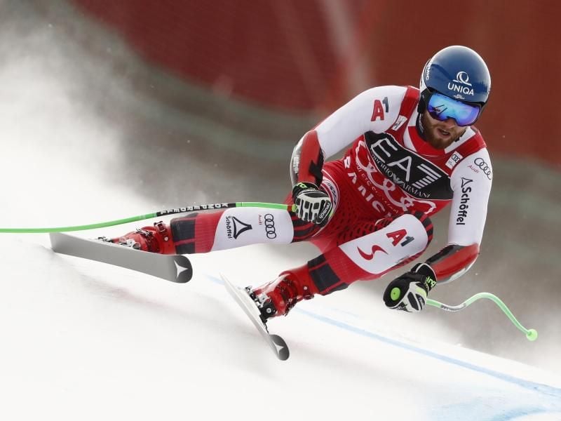 Nach seiner Knieverletzung ist die Saison für den Österreicher Marco Schwarz beendet. Foto: Gabriele Facciotti/AP