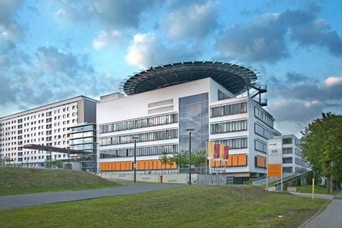Das Uniklinikum in Halle (FOTO: UNI HALLE)