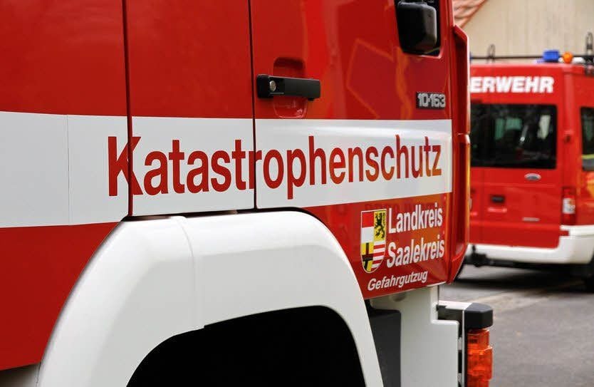 Einsatzfahrzeug des Katastrophenschutzes im Saalekreis.