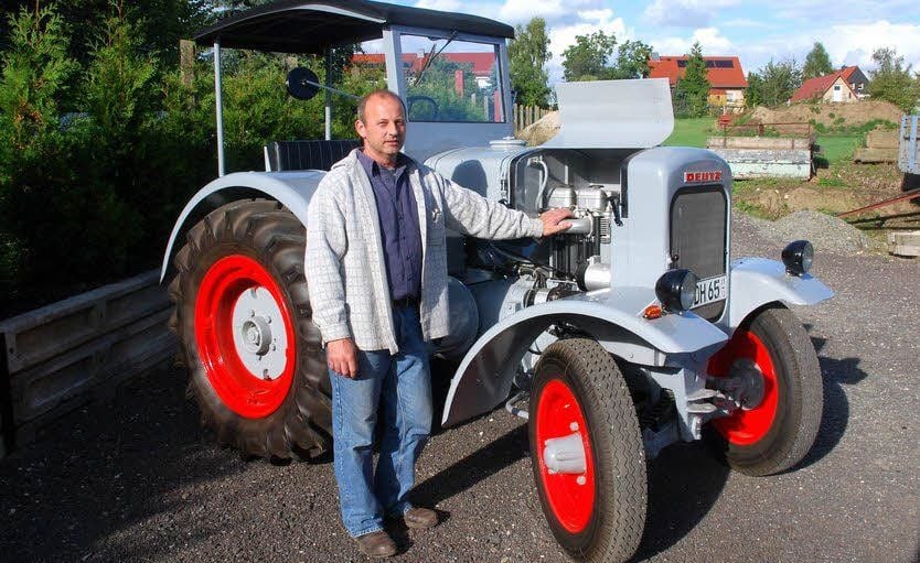 Mit dem noch für den öffentlichen Verkehr zugelassenen Deutz-Traktor wird sich Dagbert Hentschel am Oldtimertreffen beteiligen.