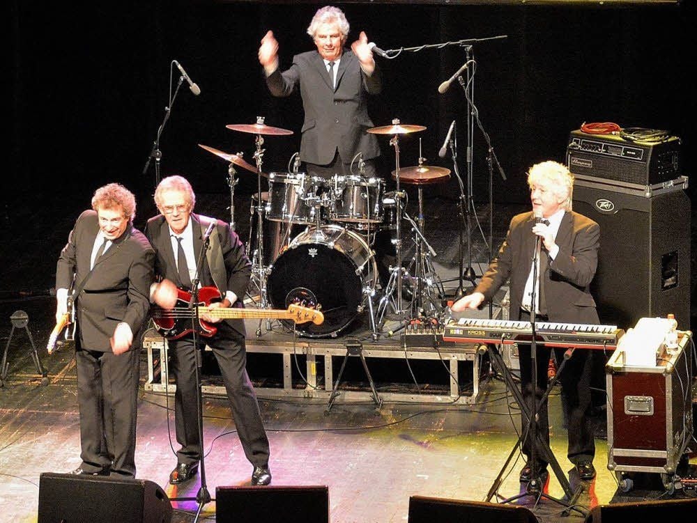 Herman’s Hermits im Eisleber Theater. Sie sind noch immer mit ihren Evergreens unterwegs.