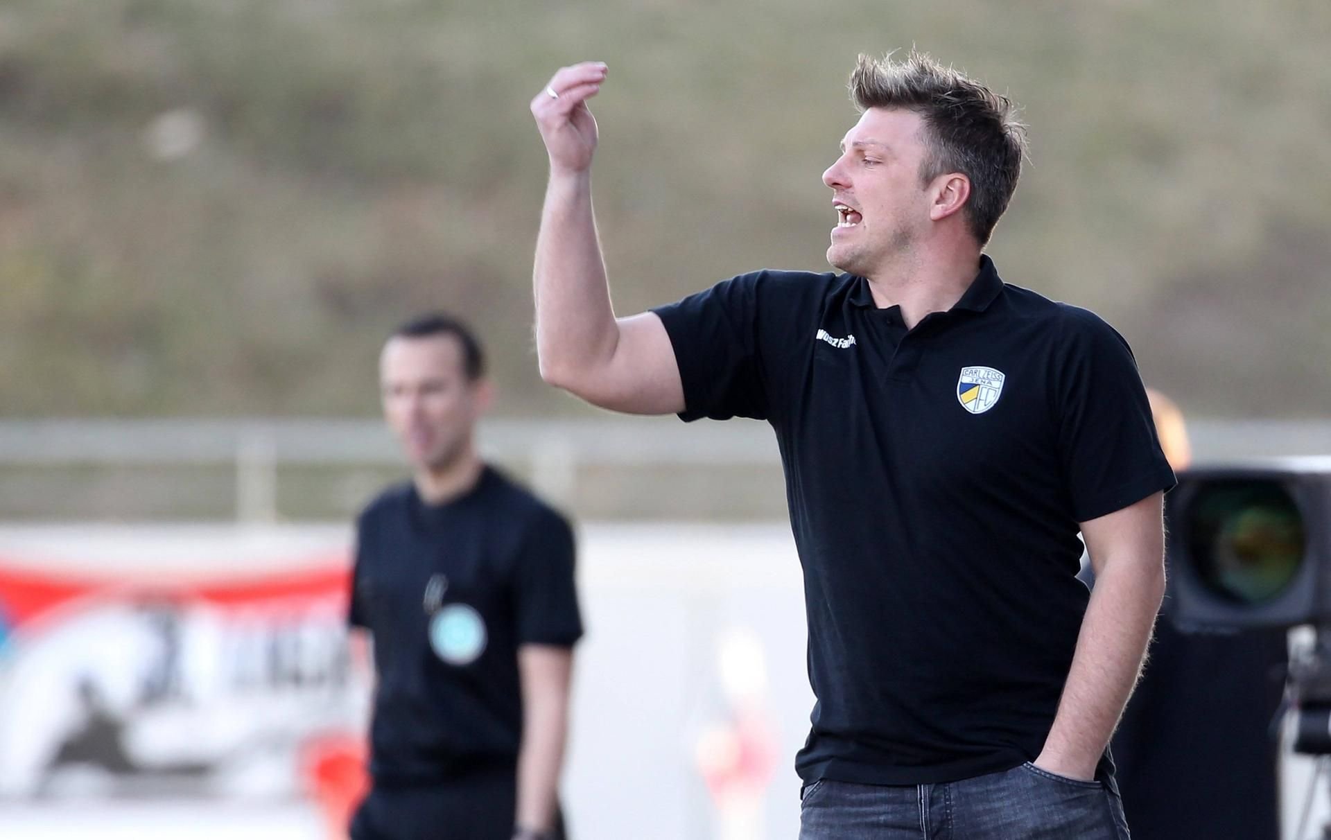 Lukas Kwasniok, Trainer von Carl Zeiss Jena.