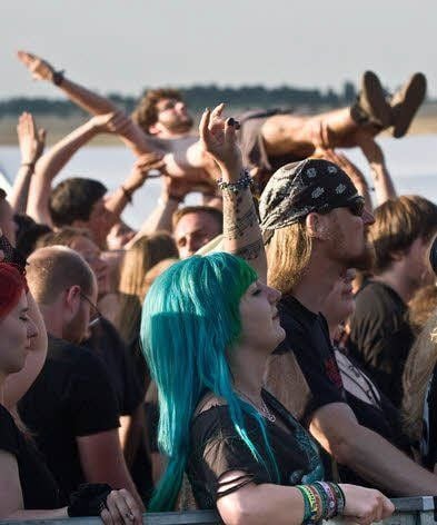 Crowdsurfen in der Masse