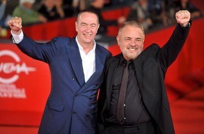 Der Produzent Bernd Eichinger (l.) und der Regisseur Uli Edel im Oktober 2008 auf dem Film Festival in Rom (FOTO: DPA)