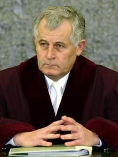 Klaus Tolksdorf, Vorsitzender Richter des Dritten Strafsenats am Bundesgerichtshof (BGH) in Karlsruhe. (Foto: dpa)
