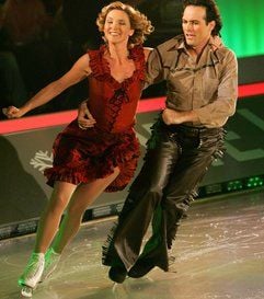Schauspielerin Susanne Pätzold und Eiskunstläufer Maurizio Margaglio bei «Stars auf Eis - von und mit Katarina Witt» auf ProSieben (Foto: dpa)