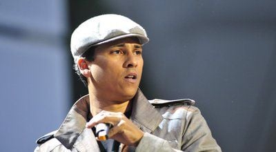 Der Musiker Xavier Naidoo singt auf der Waldbühne in Berlin. (FOTO: DPA)