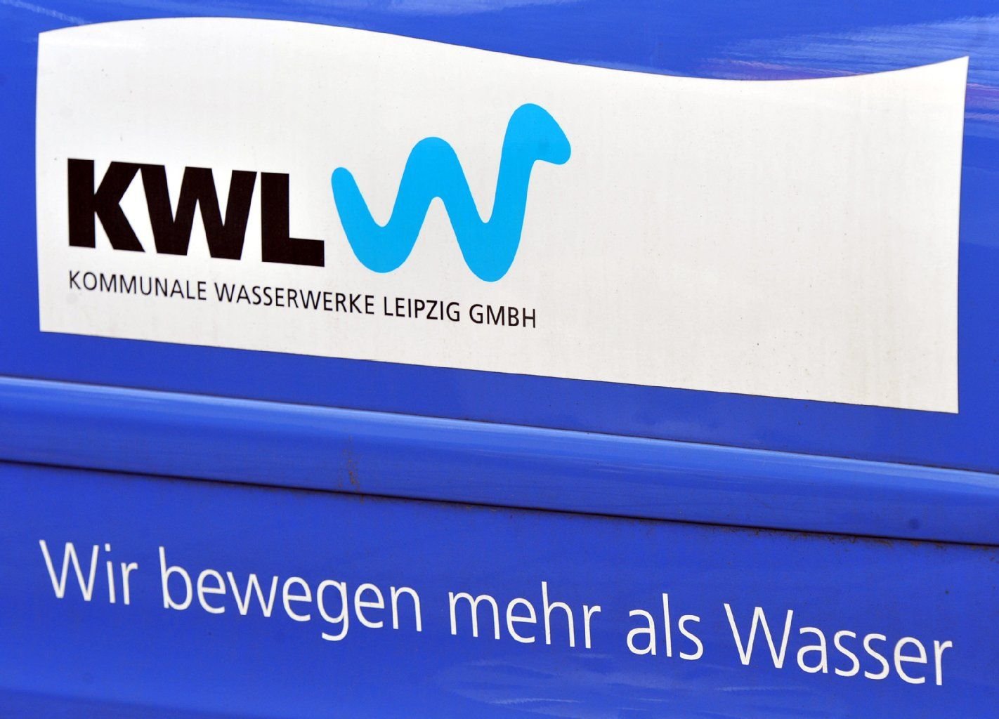Das Logo der Kommunalen Wasserwerke Leipzig (KWL)