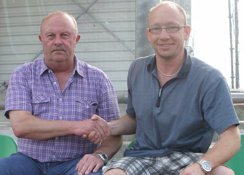 Roland Seifert und Wolf-Thomas Benze arbeiten Hand in Hand.
