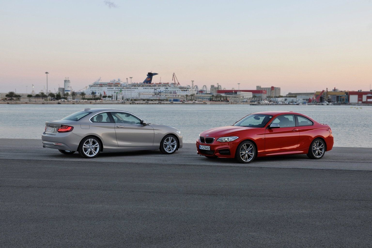 Das neue BMW 2er Coupé soll auch einen Cabrio-Ableger bekommen. Ob es auch ein Gran Coupé mit vier Türen geben wird, ist noch nicht sicher.