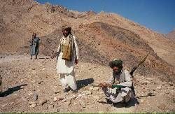 Angehörige der Taliban-Truppen nahe Jalalabad (Archivfoto: dpa)