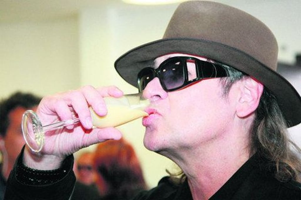 Er liebt Eierlikör: Udo Lindenberg. (FOTO: DPA)
