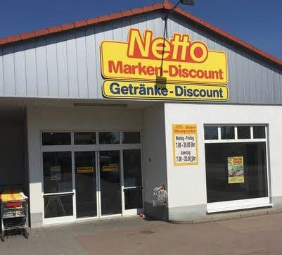 Der Netto-Markt in der Halleschen Straße wurde am vergangenen Samstag zum Ziel eines Raubüberfalls.