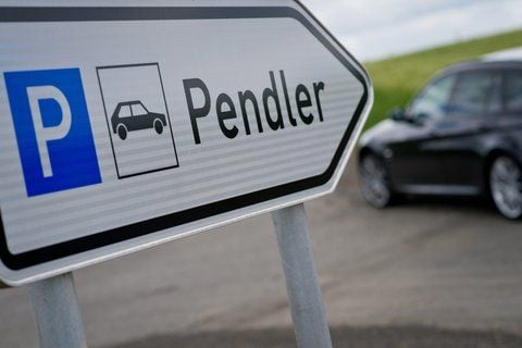 Die Kehrseite der Flexibilität im Job ist die psychische Belastung, die das Pendeln verursacht.