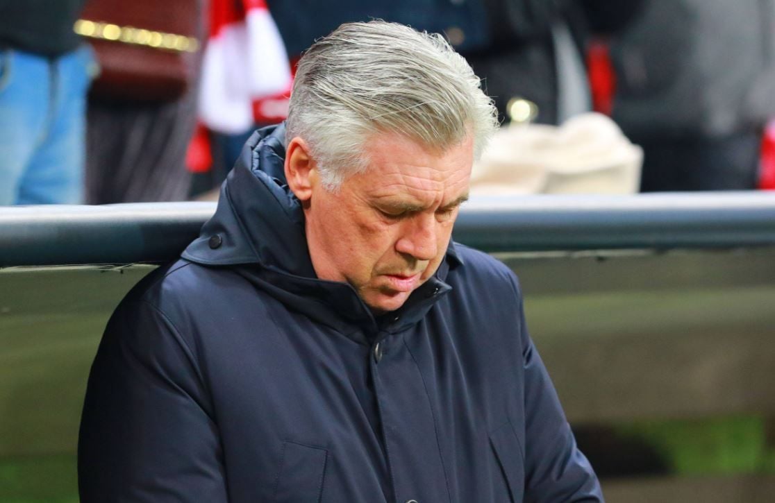 Carlo Ancelotti war schon während der Bundesligapartie seiner Bayern gegen Hertha BSC Berlin bedient.