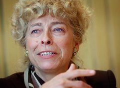 Die Präsidentin der Europa-Universität Viadrina, Gesine Schwan, spricht im Düsseldorfer Landtag. (Foto: ddp)