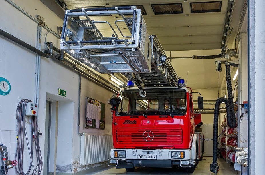 Zuletzt wurde im Kreis die alte Drehleiter der Feuerwehr in Querfurt ersetzt, jetzt pocht auch die Ortswehr Beuna auf ein neues Löschgruppenfahrzeug.