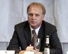 DLV-Präsident Clemens Prokop bei einer Pressekonferenz. (Foto: dpa)
