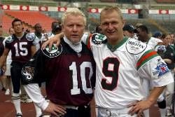 Axel Kruse (r) mal als Footballspieler. Der Berliner wird neuerdings Trainer von Tasmania Berlin. (MZ-Archiv-Bild)