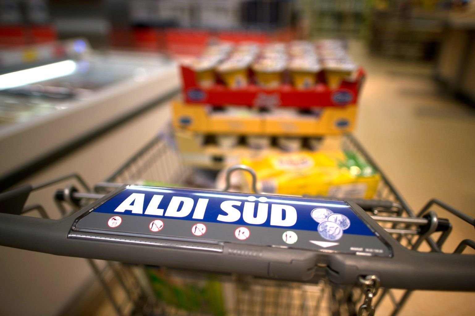 Vor Weihnachten gönnen sich viele Deutsche den „kleinen Luxus“ bei Discountern.