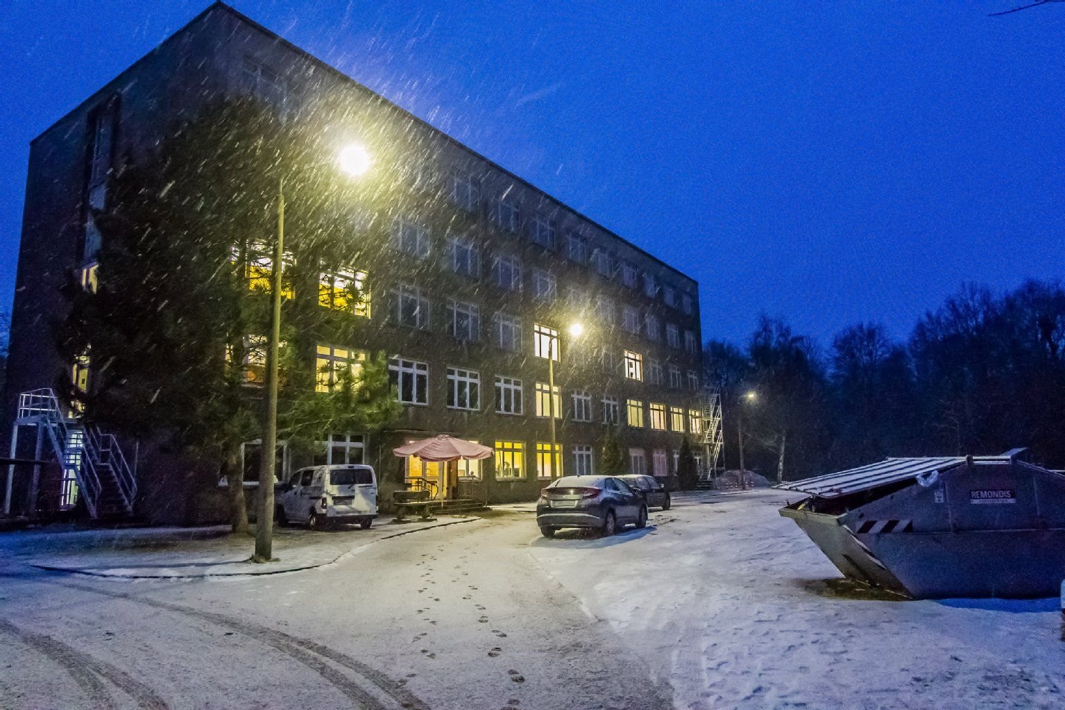 Das ehemalige Lehrlingswohnheim in Coswig wird als Not-/Gemeinschaftsunterkunft für Flüchtlinge genutzt.