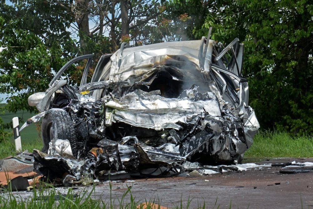 Unfall Auf Der B180: Unfall Auf Der B180: Pkw-Fahrer Stirbt Nach ...