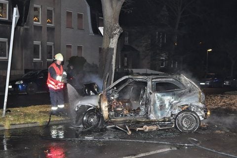 Bei dem Unfall in Castrop-Rauxel ist ein 13-jähriges Mädchen getötet worden. (FOTO: DPA)