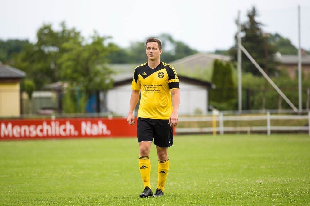 Laut Trainer Torsten Lange ist Andreas Knop ein „typischer Strafraumstürmer“.