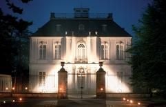In der Nähe der Kurfürstenresidenz - 2,5 Kilometer von Augustusburg entfernt liegt Falkenlust. (Foto: dpa)